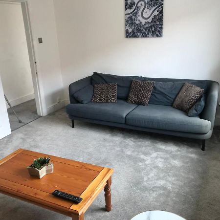 4 Bedroom Property Which Sleeps 8 Very Close To The Harry Potter Studio And Watford Junction Ngoại thất bức ảnh